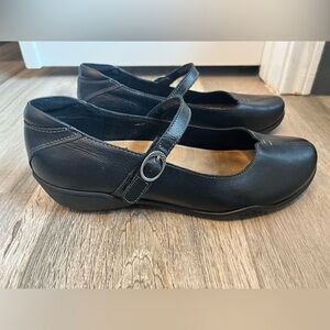 Taos Ta Dah Black Mary Jane Women's Shoes